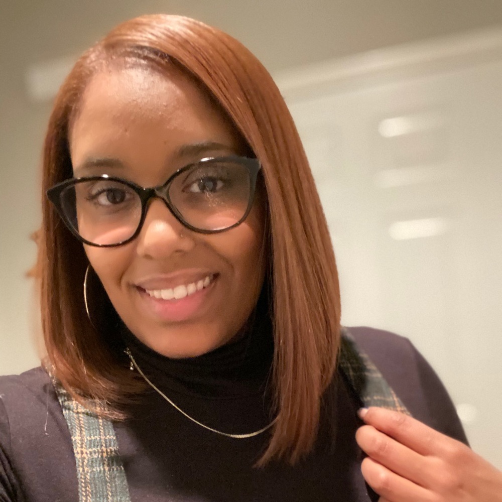 Meet your Posher, Danielle